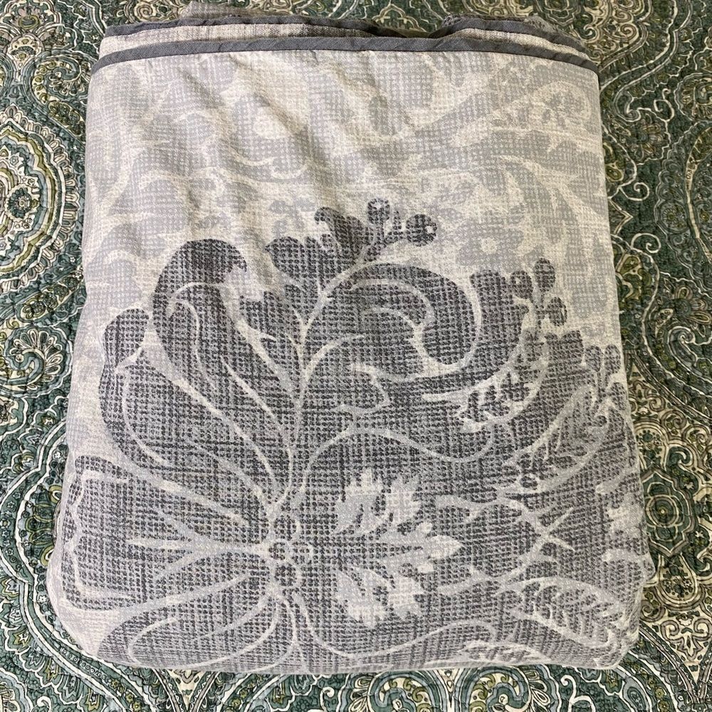 Tahari Gray and White Duvet Cover King